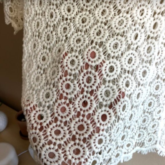 Mesh Lace Top - Picture 2 of 3